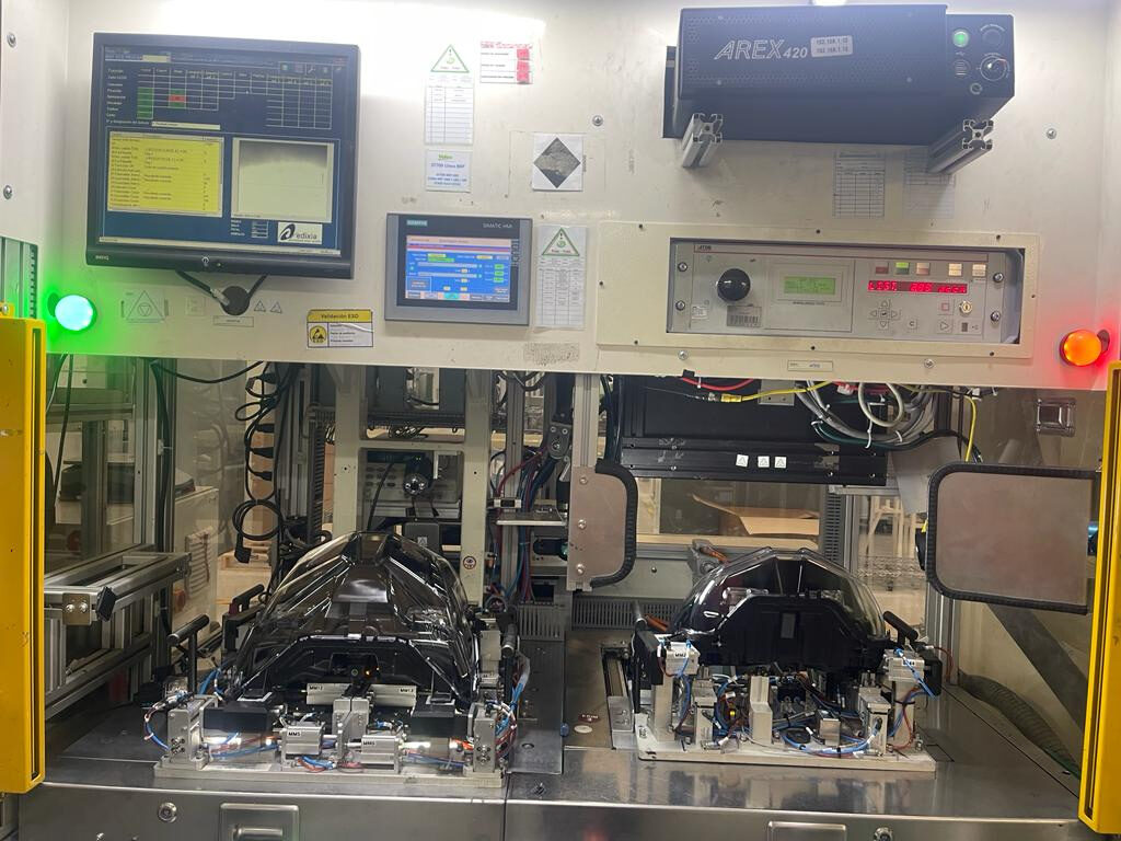 Edixia photometry and Siemens HMI screens on the line