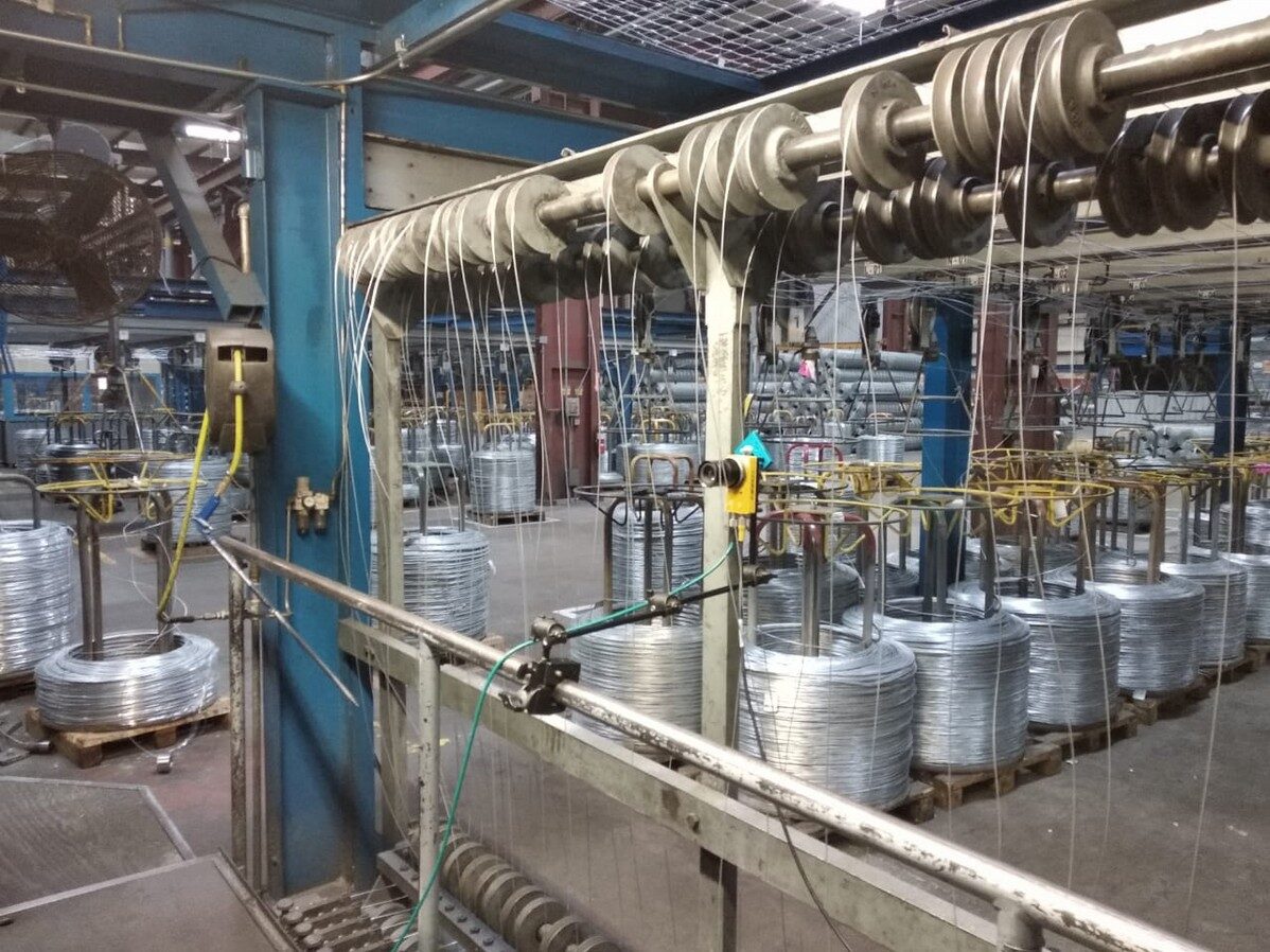 Galvanized wire coil production floor